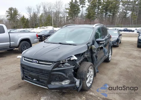 2014 Ford Escape Titanium z USA, uszkodzony, nr VIN 1FMCU9J93EUD97735